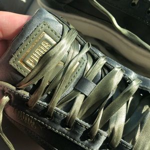 PUMA BASKET, PLATFORM SATIN OLIVE GREEN